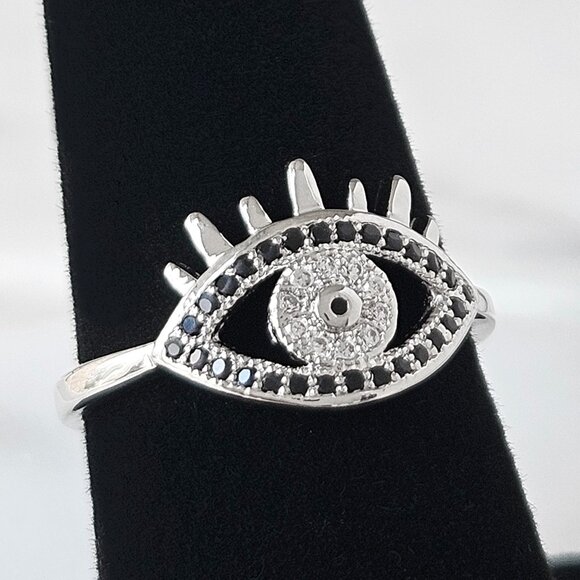 Evil Eye Ring w/ black gemstones - 925 Sterling Silver Halloween Wednesday Addam - Picture 1 of 6